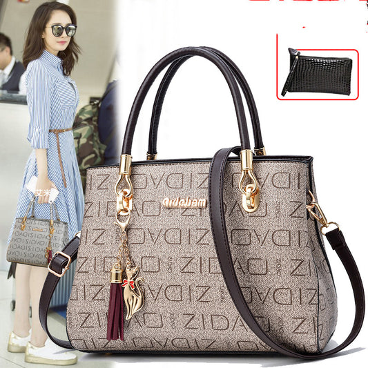 Printed Chic Handbag