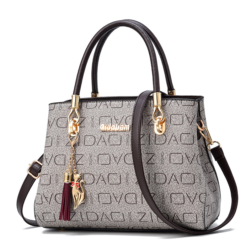 Printed Chic Handbag